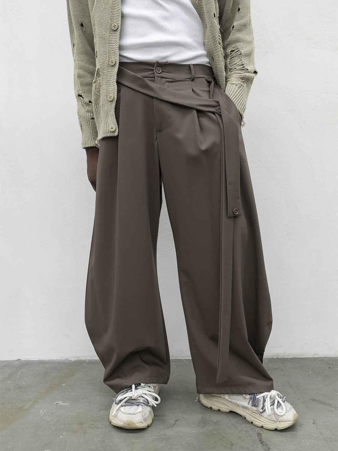 Present Day pantalone marrone con cintura