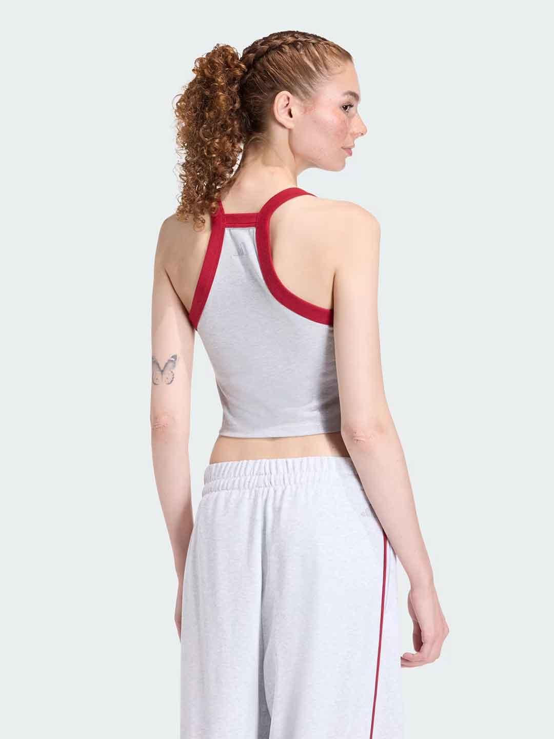 Adidas top grigio con grafica ricamata