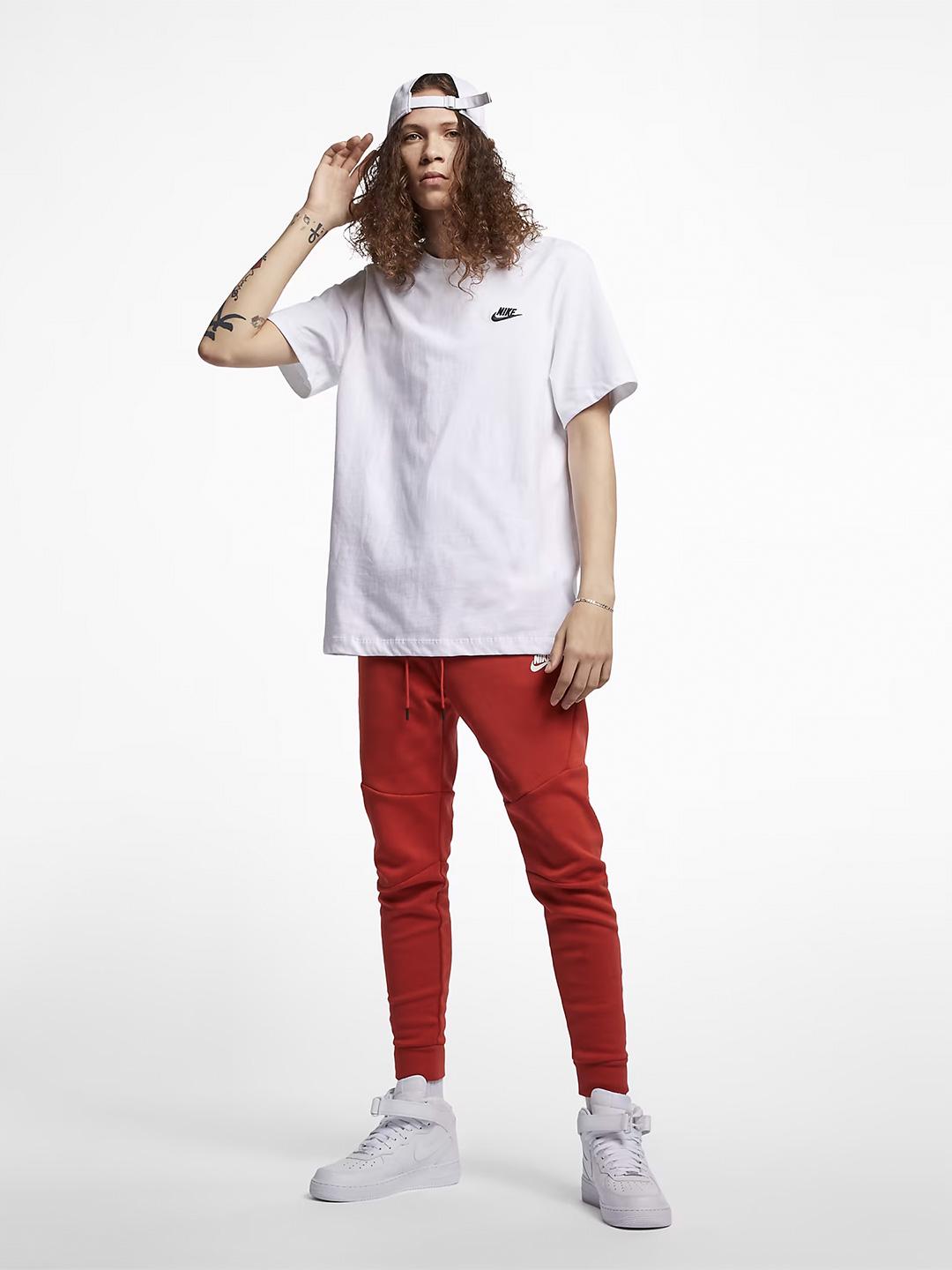 Nike t-shirt bianco con logo nero