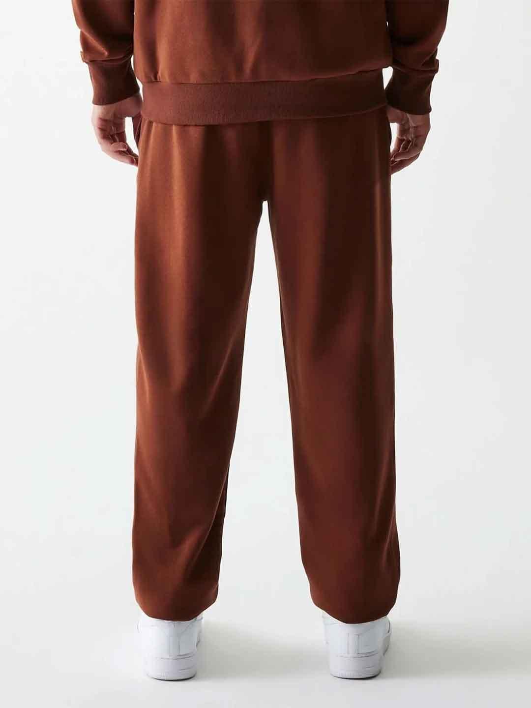 New Era pantalone marrone NY con logo bianco