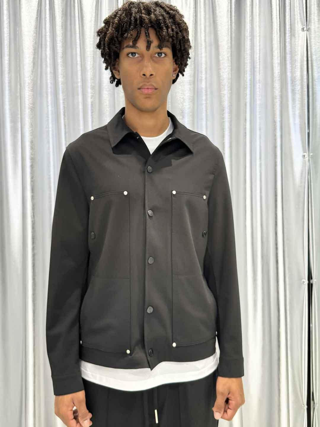 Pret a Porter camicia nero con borchie