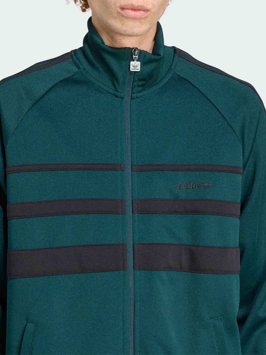 Adidas felpa verde con logo nero