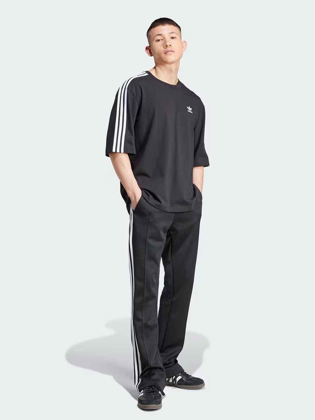 Adidas t-shirt nero oversize