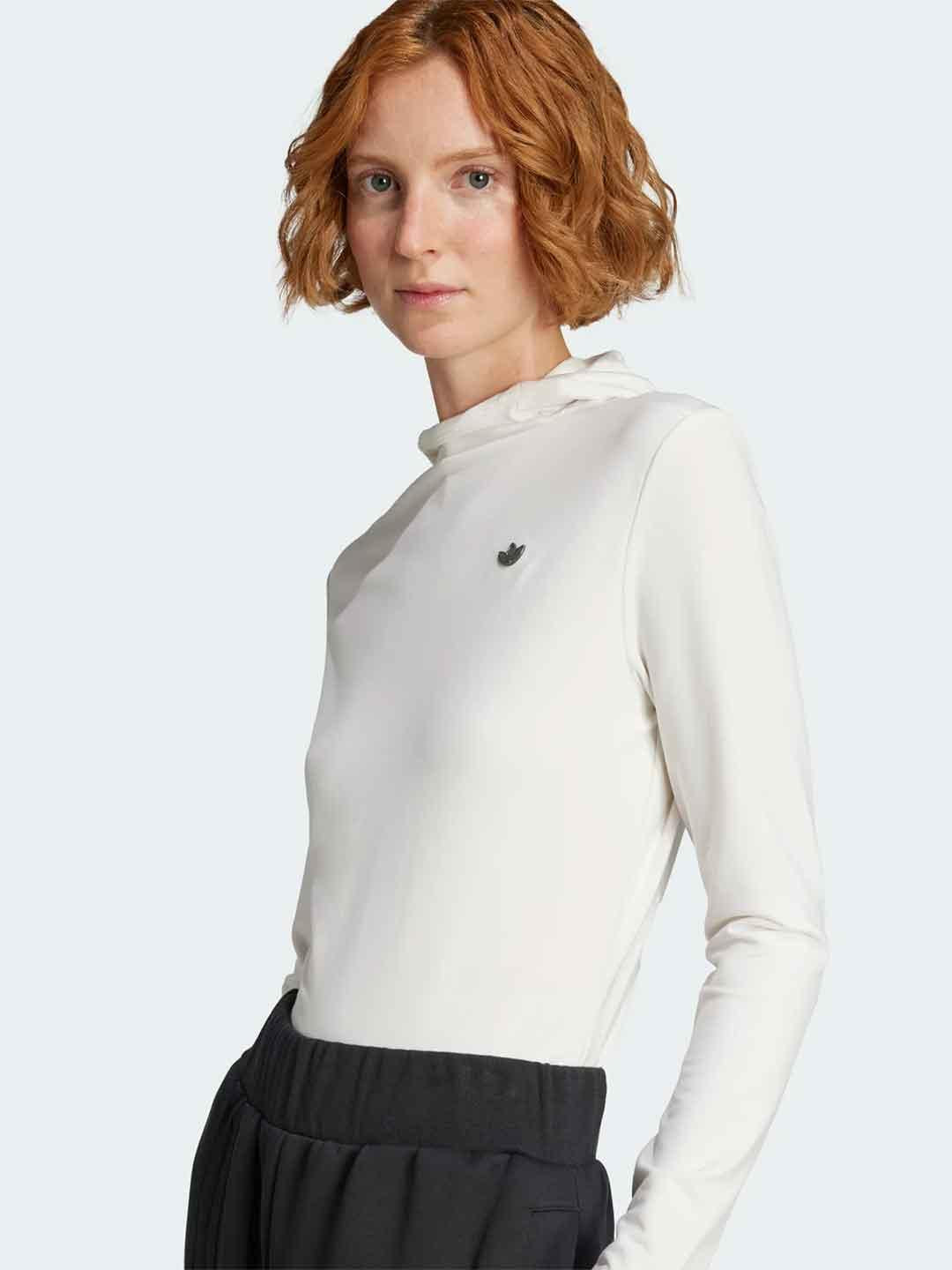 Adidas t-shirt bianco con cappuccio