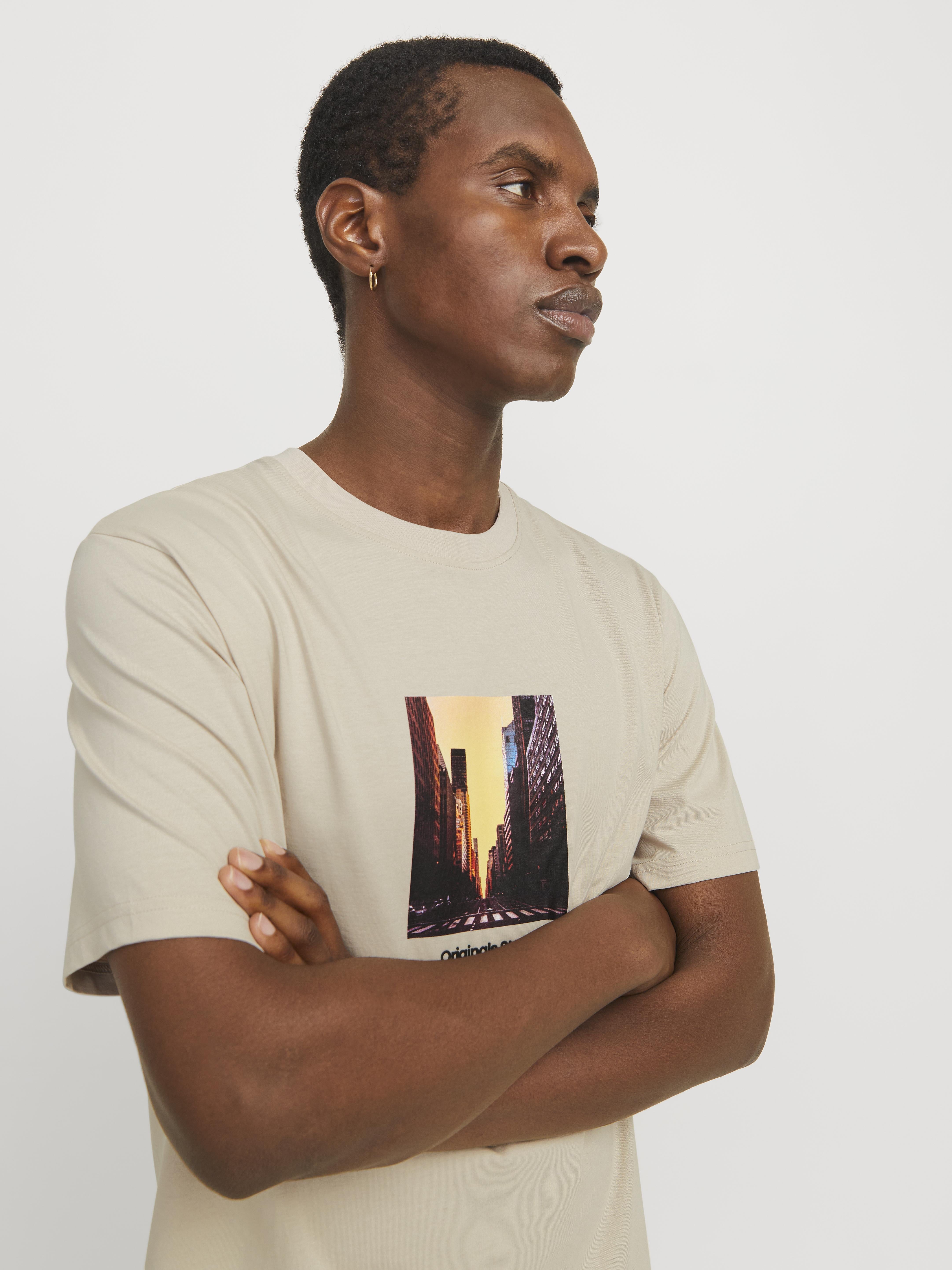 Jack & Jones t-shirt beige con grattacieli tramonto