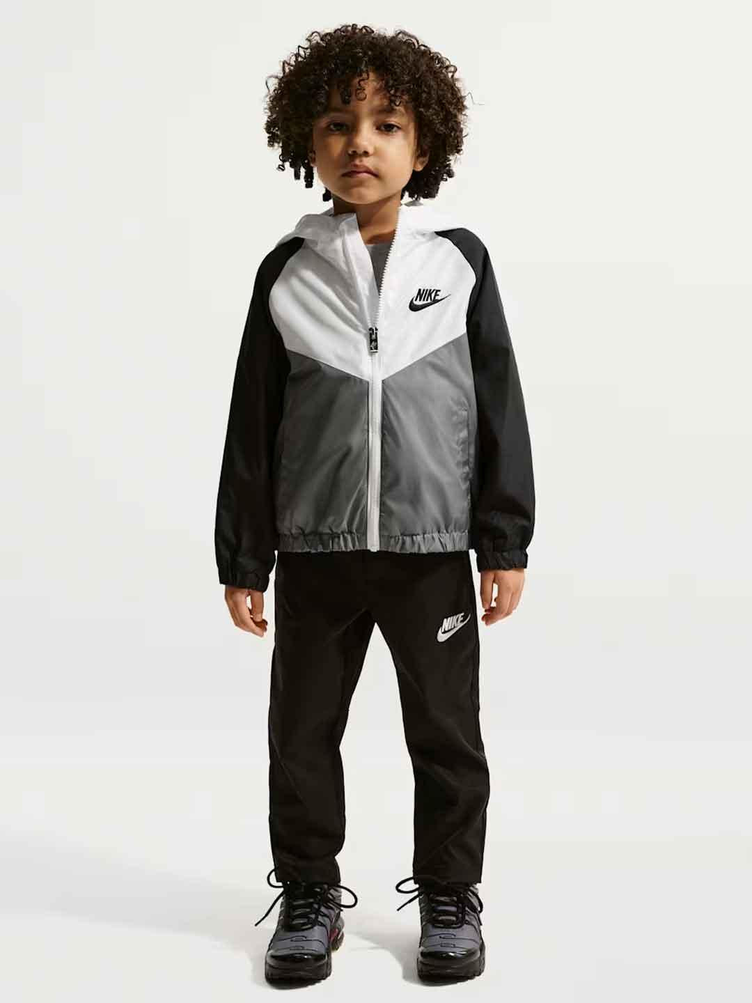 Nike giubbino kids grigio