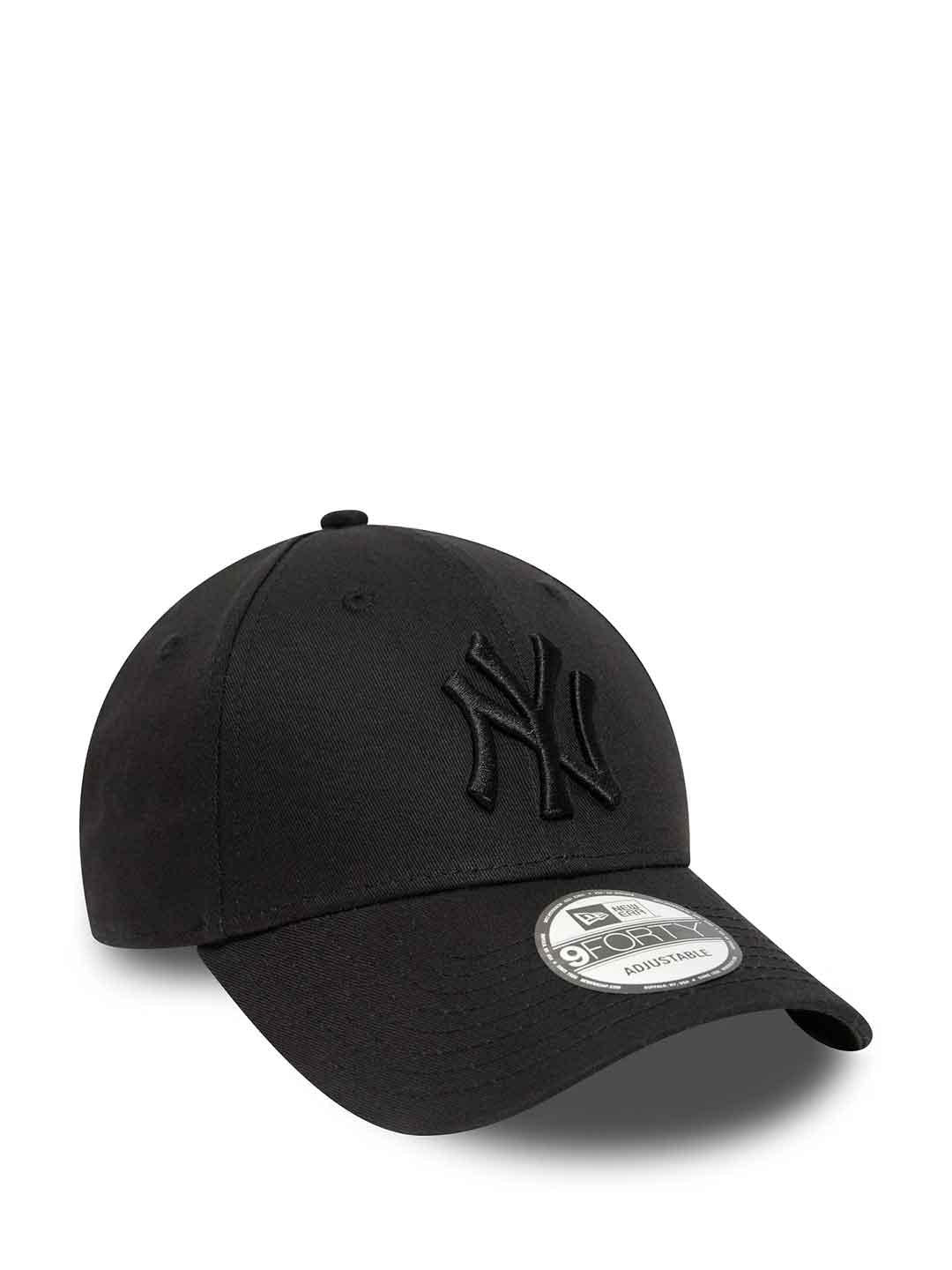 New Era 9Forty cappello nero con logo nero