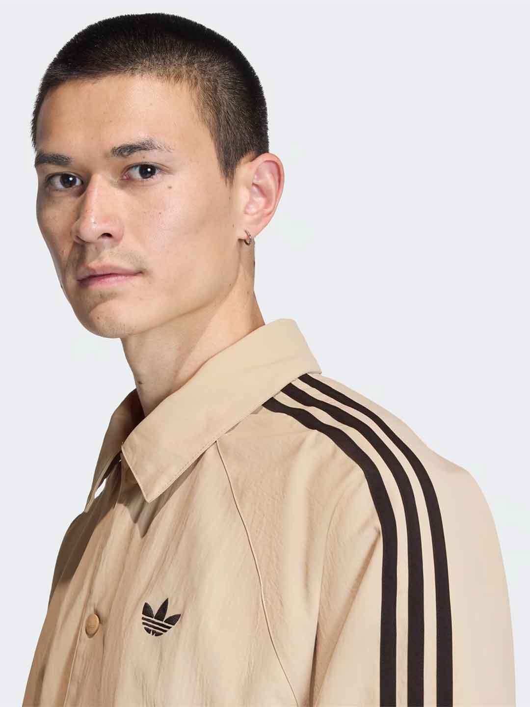 Adidas giubbino beige con bande nere