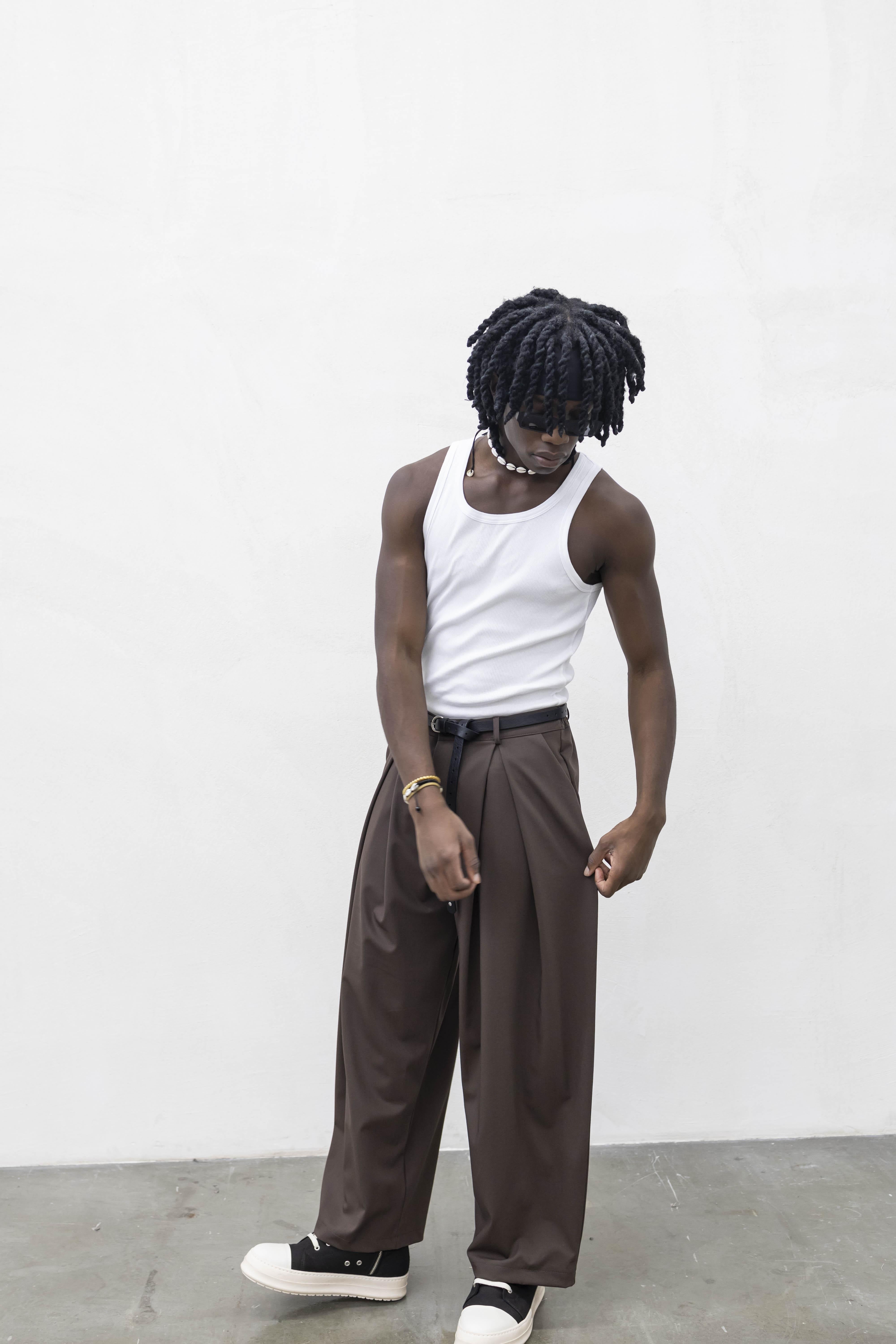 Tokyo pantaloni marrone con super pences