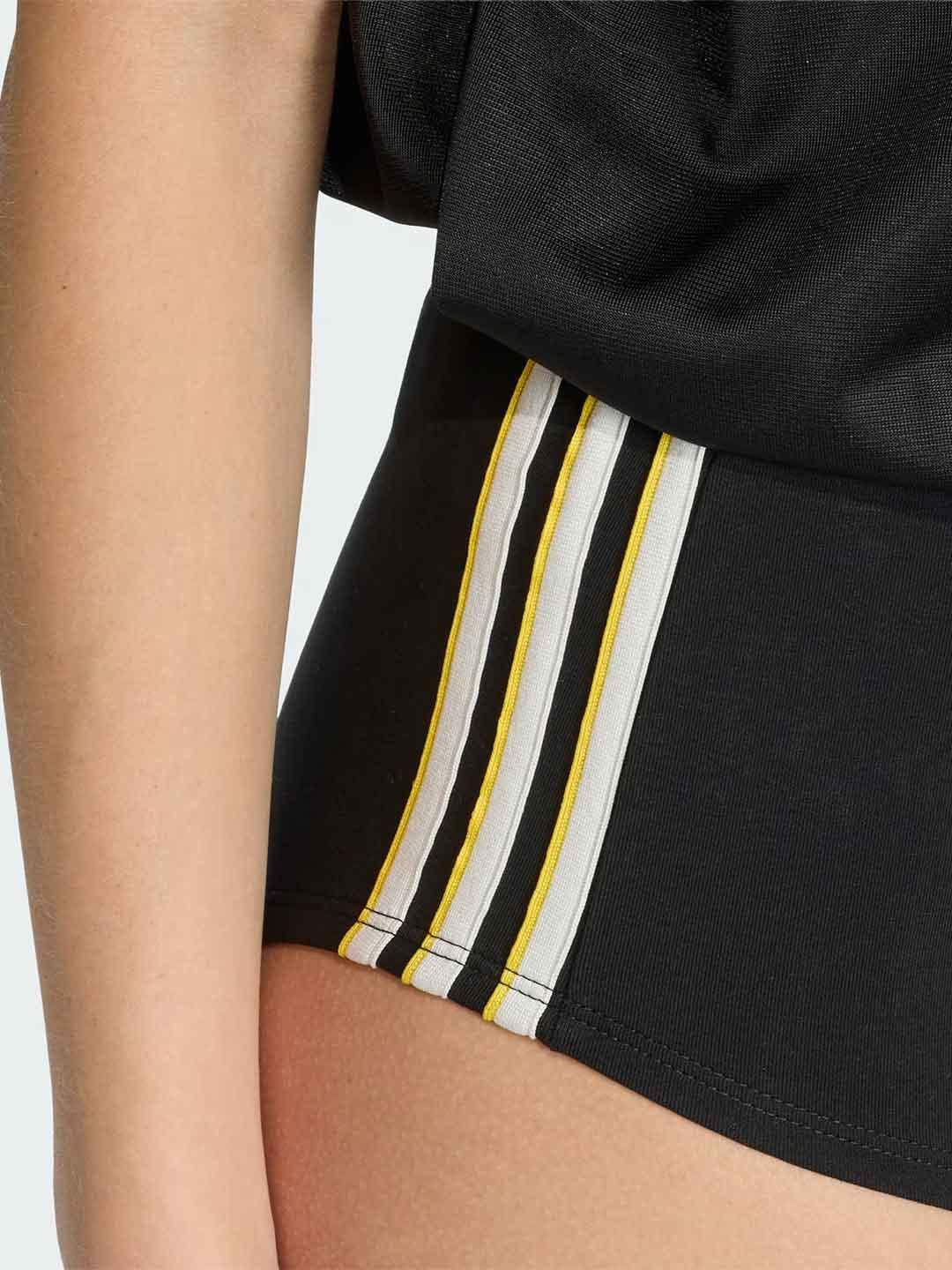Adidas shorts nero a culotte