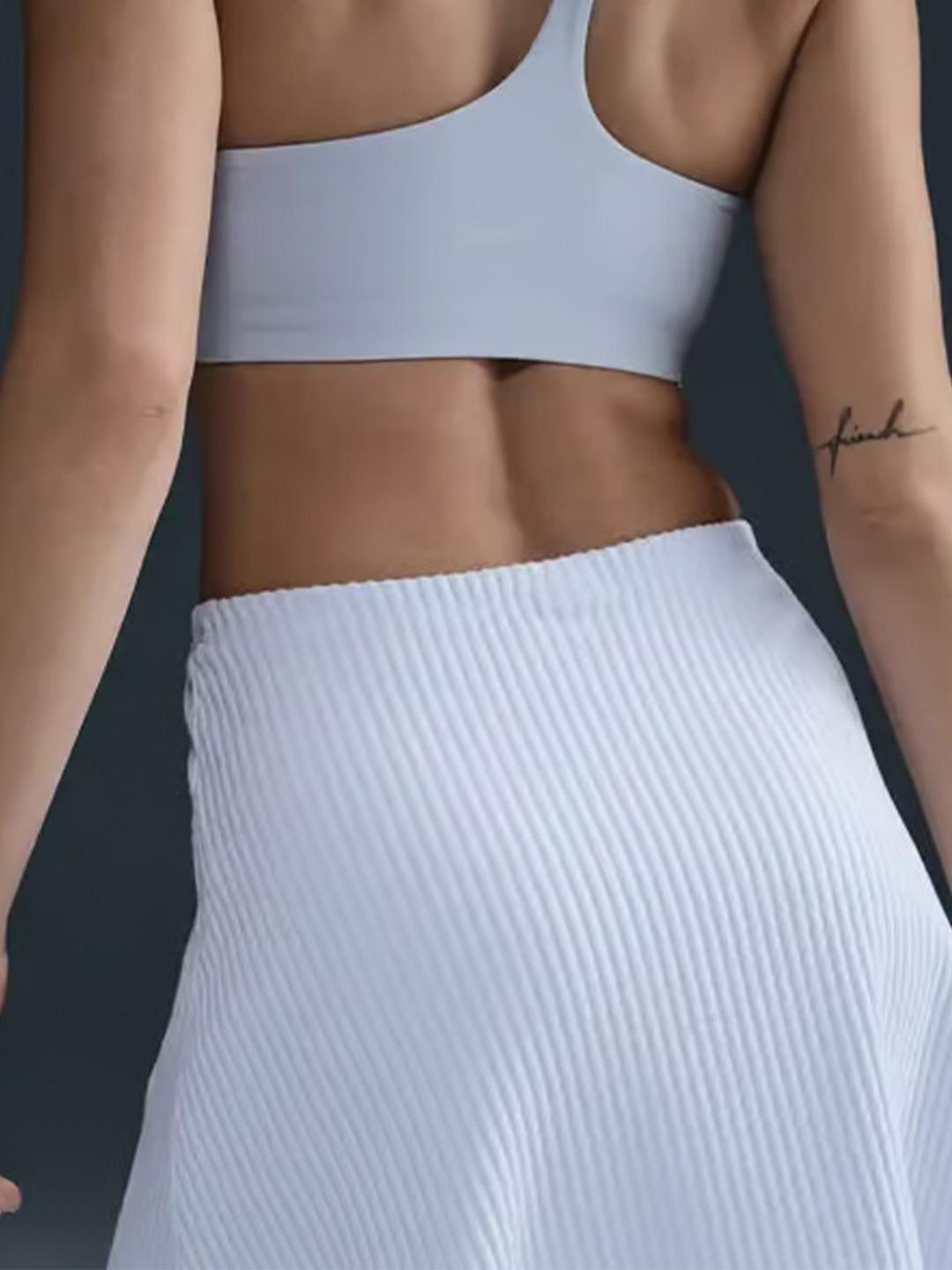 Nike gonna celeste a coste