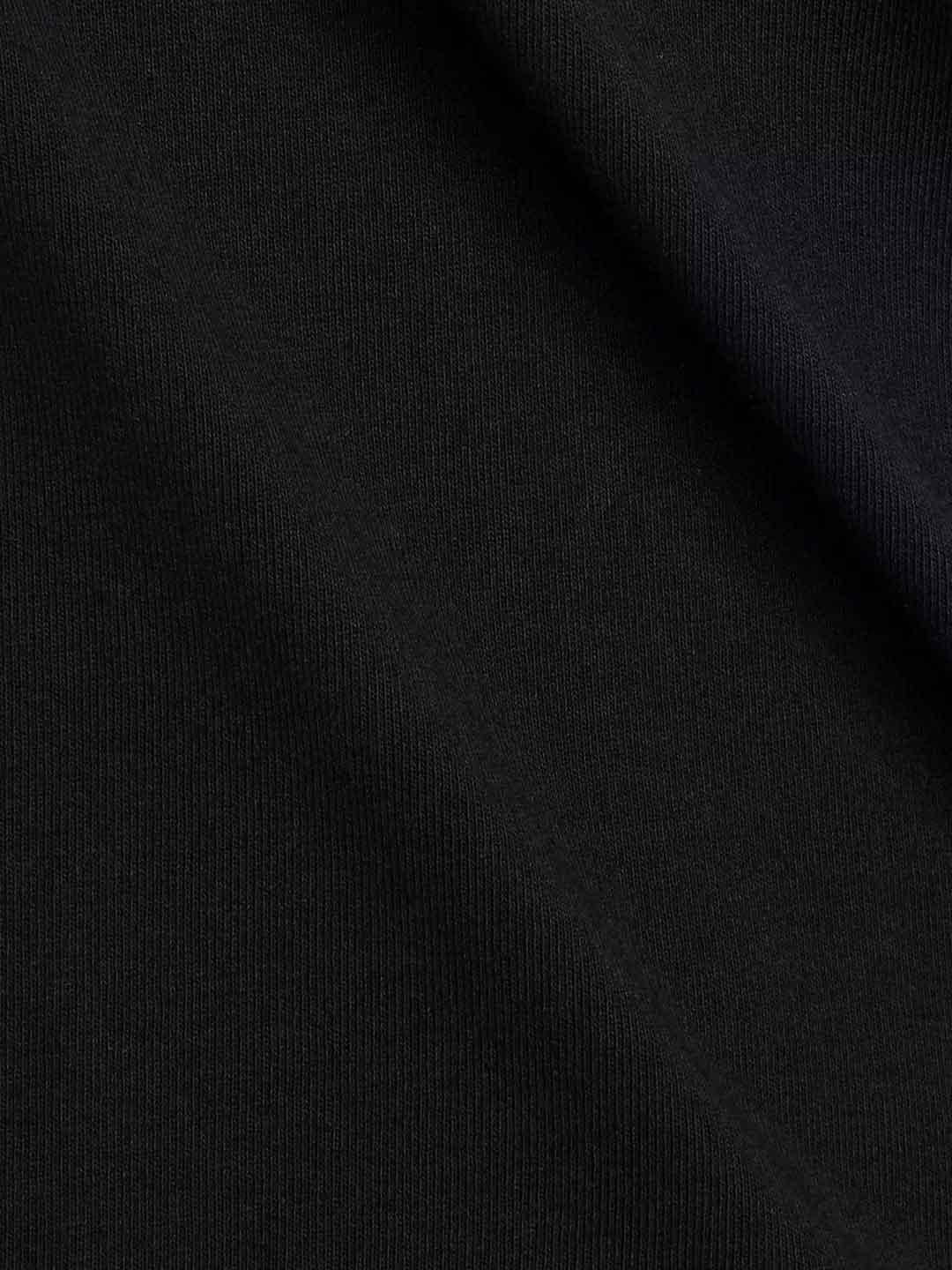 New Balance t-shirt nero con logo rosso