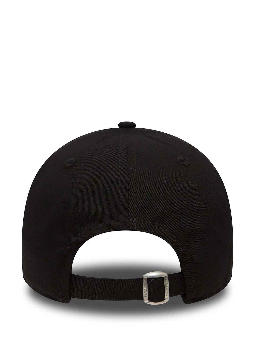 New Era 9Forty cappello nero con logo bianco