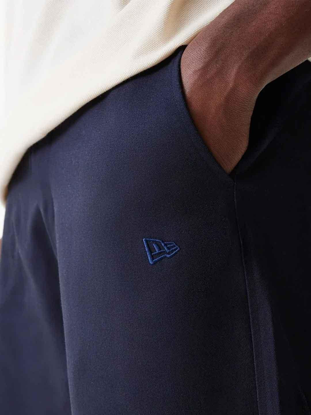 New Era pantaloni blu LA