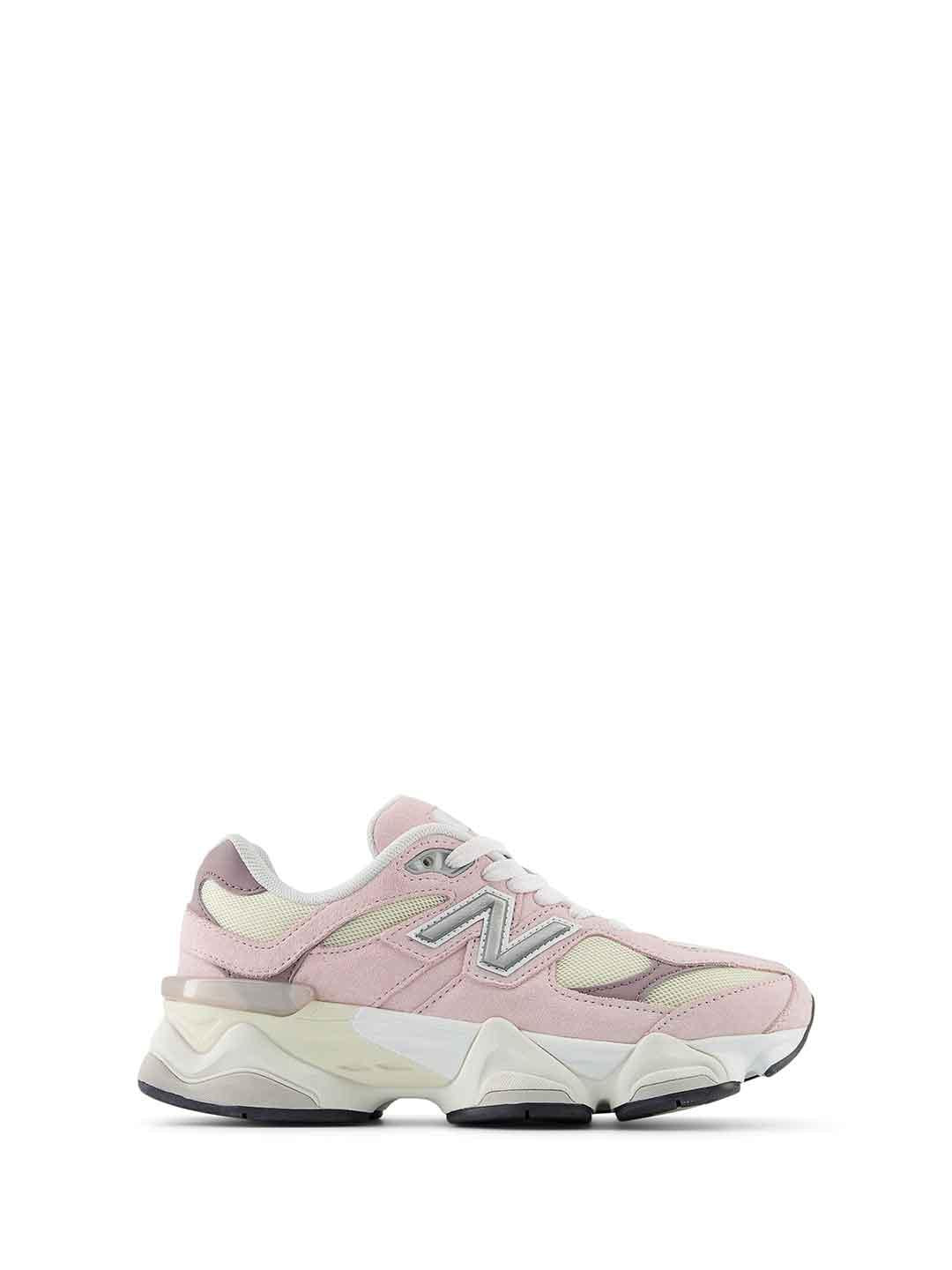 New Balance 9060 sneakers rosa