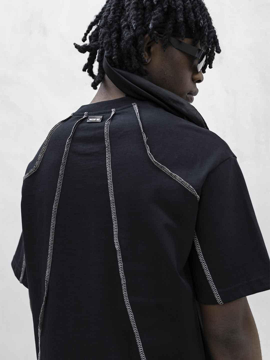 Present Day t-shirt nero con cuciture