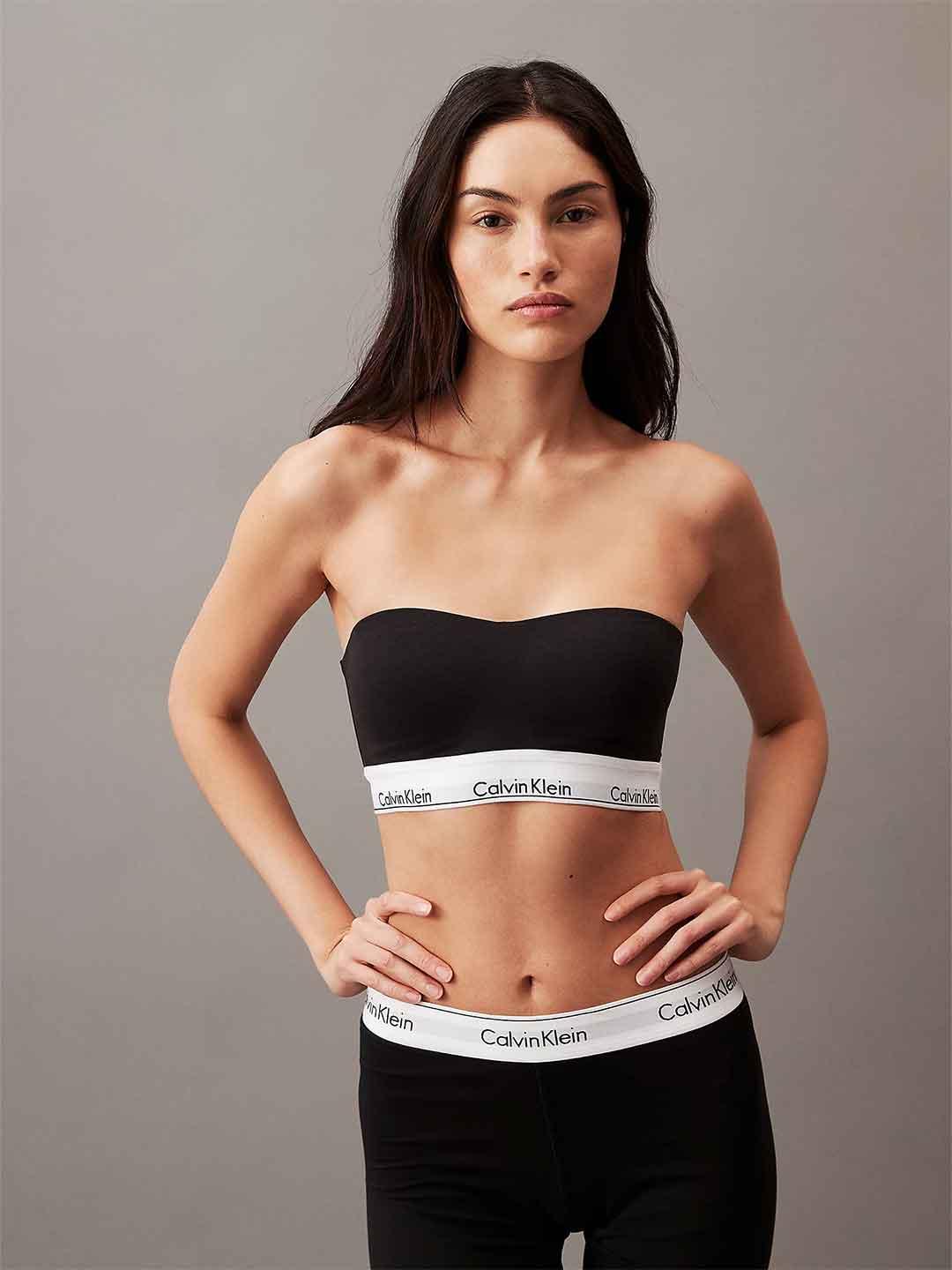 Calvin Klein top nero con coppe