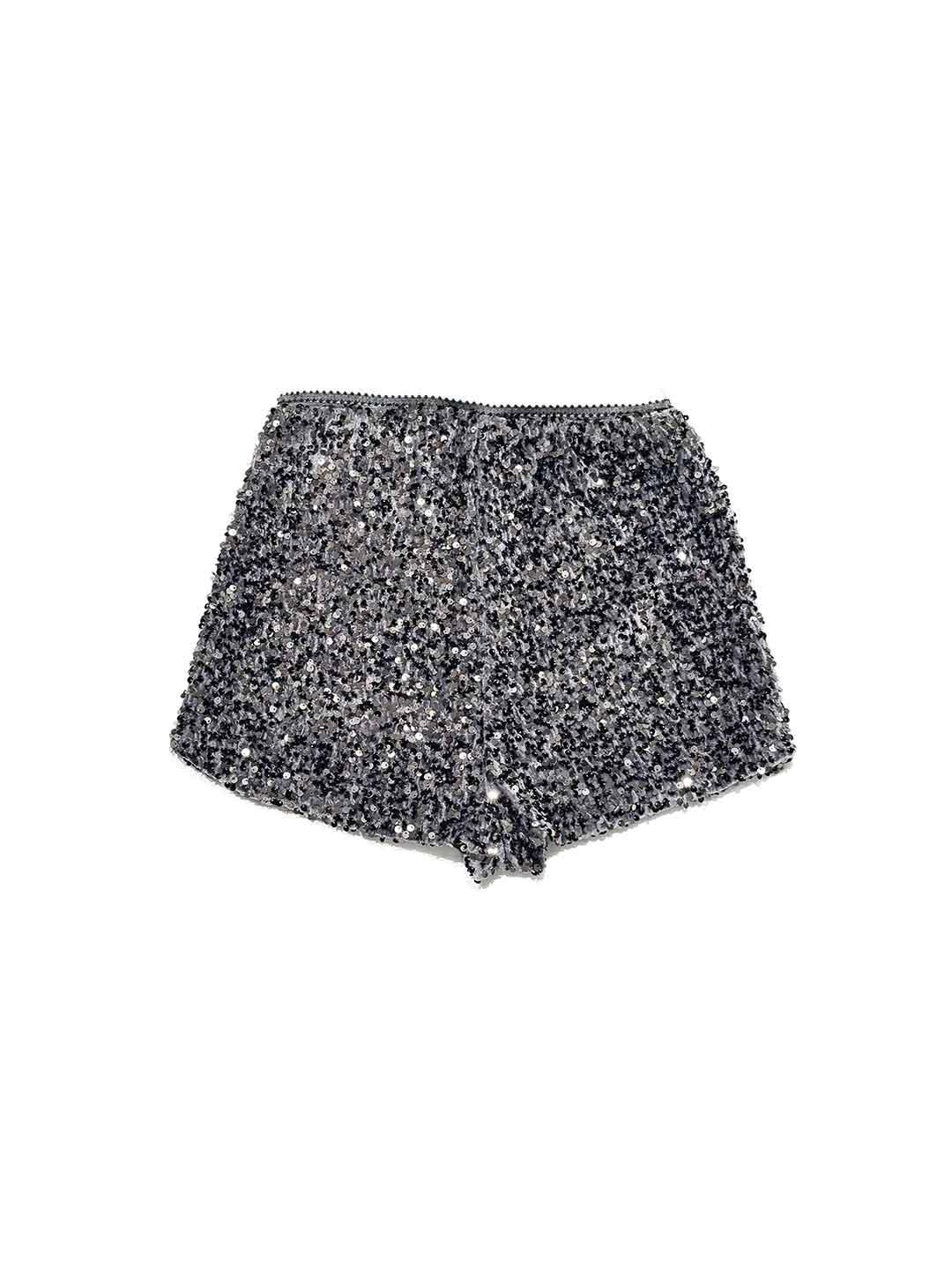Tensione In shorts grigio con paillettes