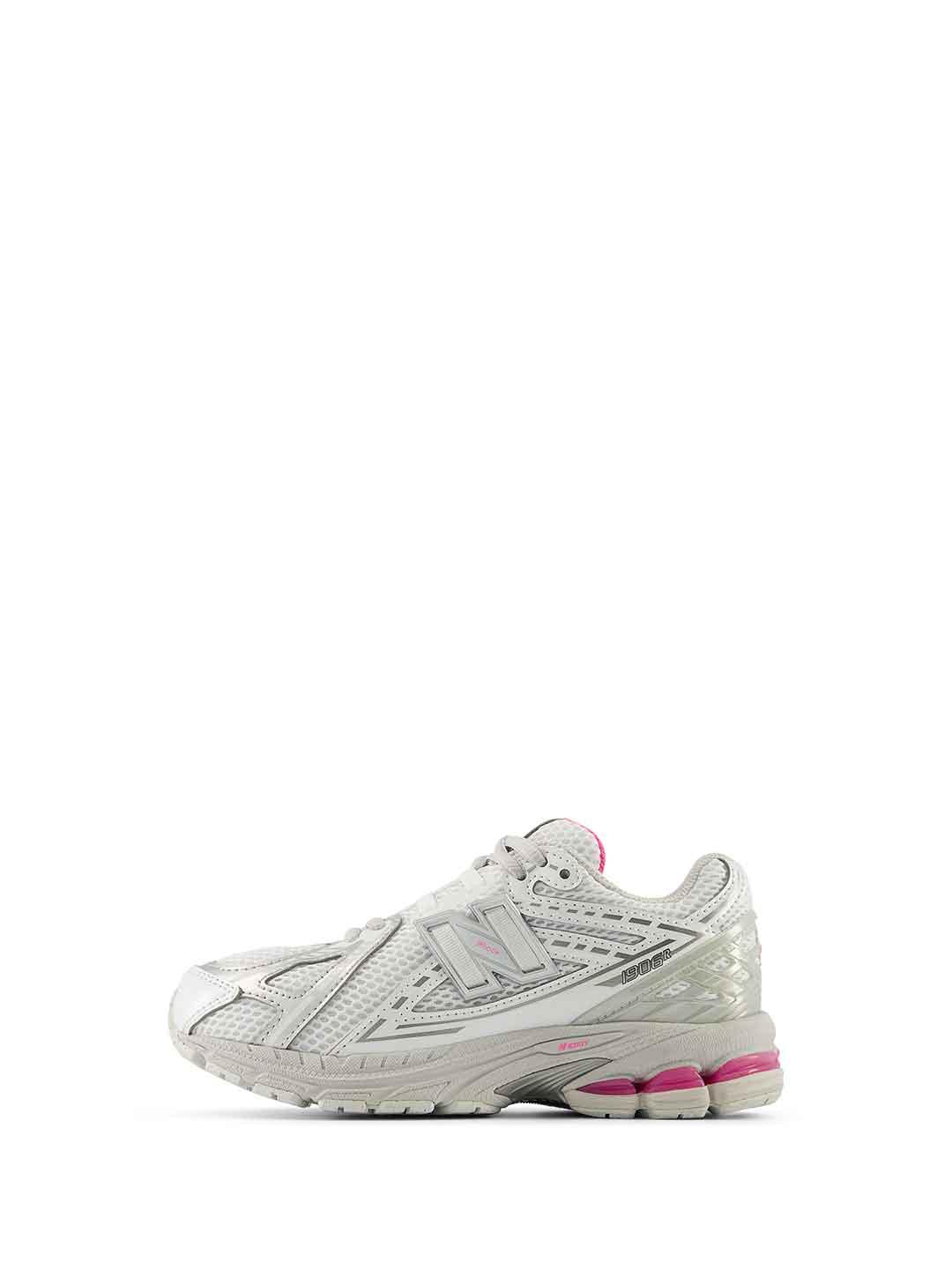 New Balance 1906 sneakers bianco e fucsia