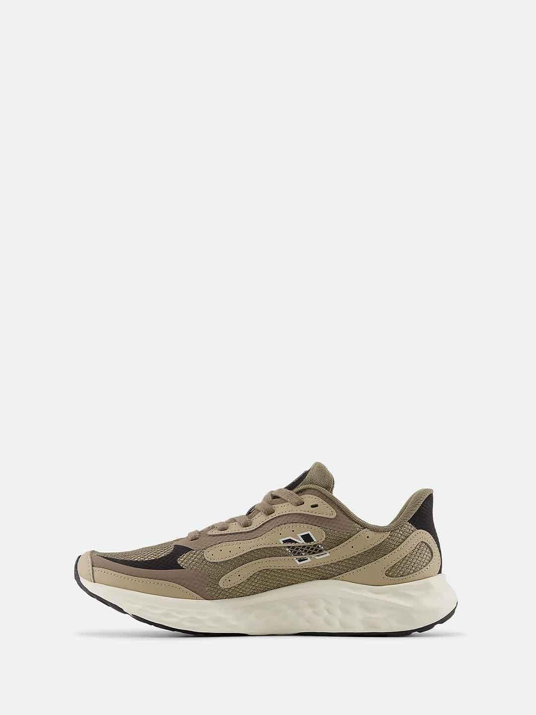 New Balance Fresh Foam sneakers beige