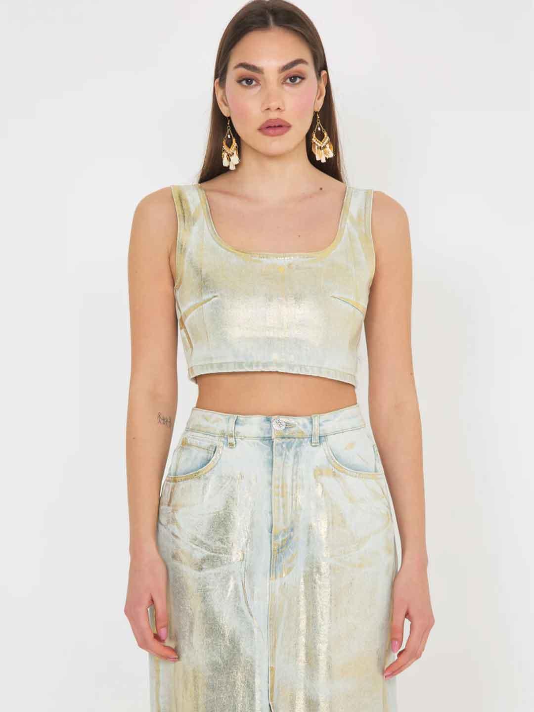 Silence Maylar top in jeans