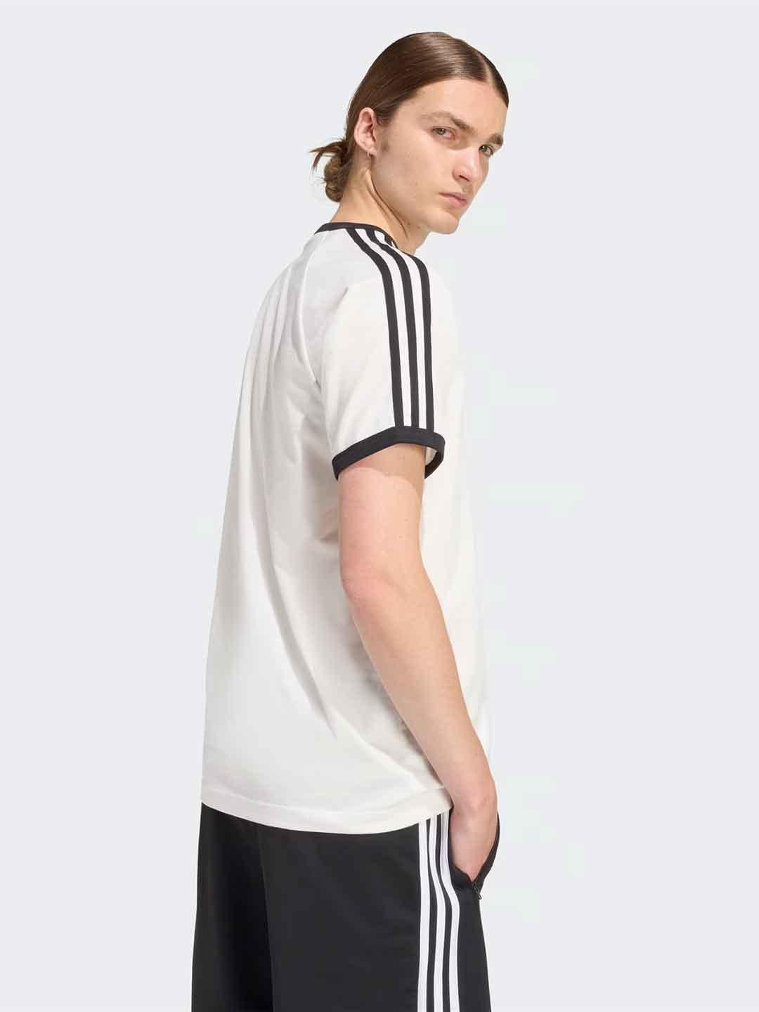 Adidas t-shirt bianco con logo nero
