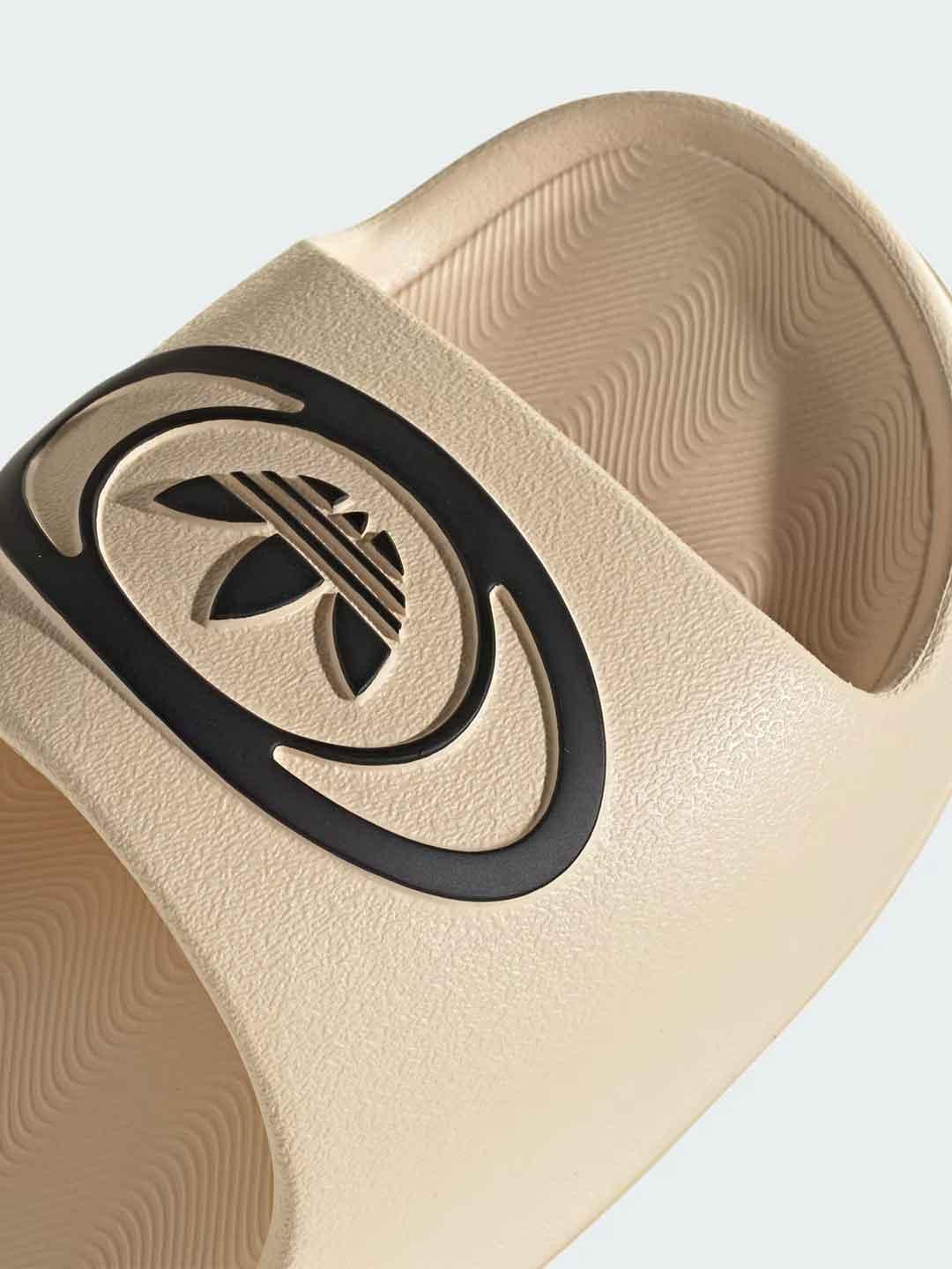 Adidas Adilette 00s sandali beige