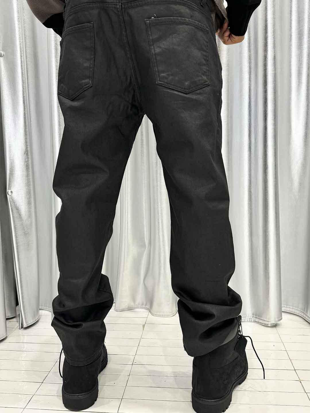 Cianotic Straight Fit jeans nero spalmato