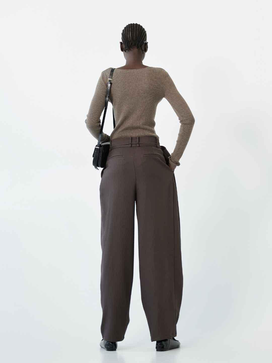 Eleh pantaloni marrone con volant