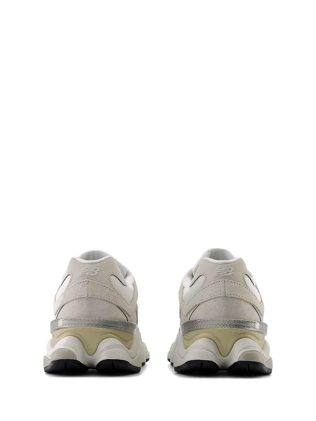 New Balance 9060 sneakers panna