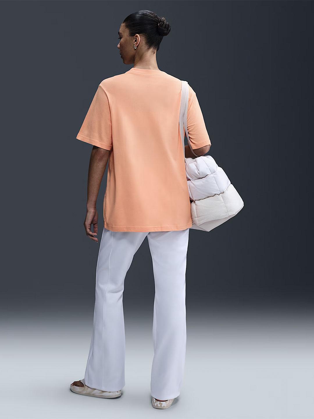 Nike t-shirt arancio con logo bianco