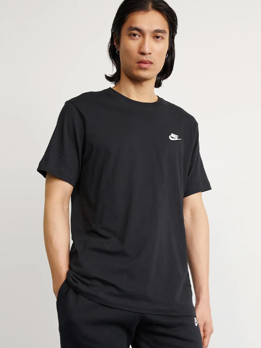 Nike t-shirt nero con logo bianco