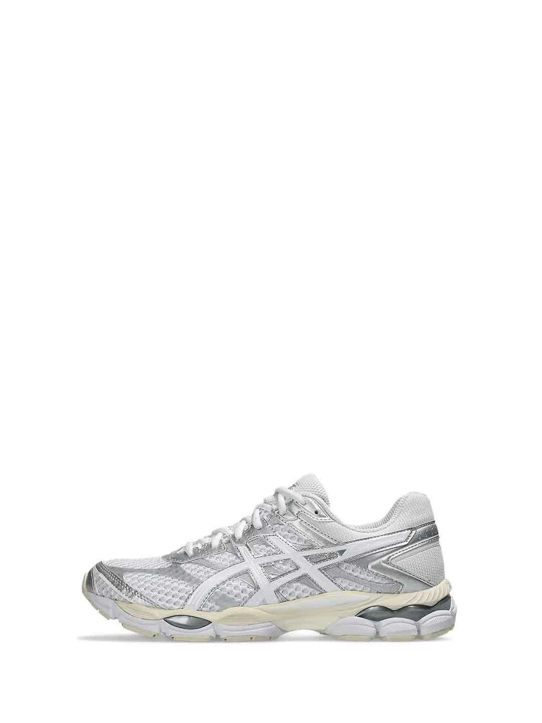 Asics Gel-Cumulus 16 sneakers bianco e argento
