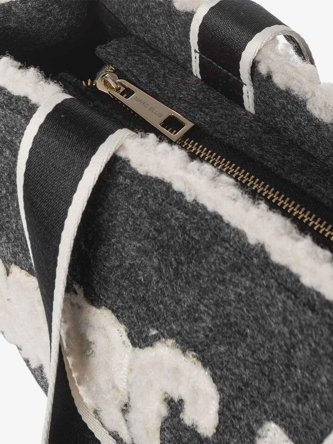 Marc Ellis Buby Cloth M borsa grigio con scritta teddy