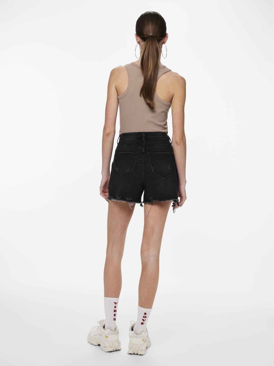 Pieces shorts nero in denim
