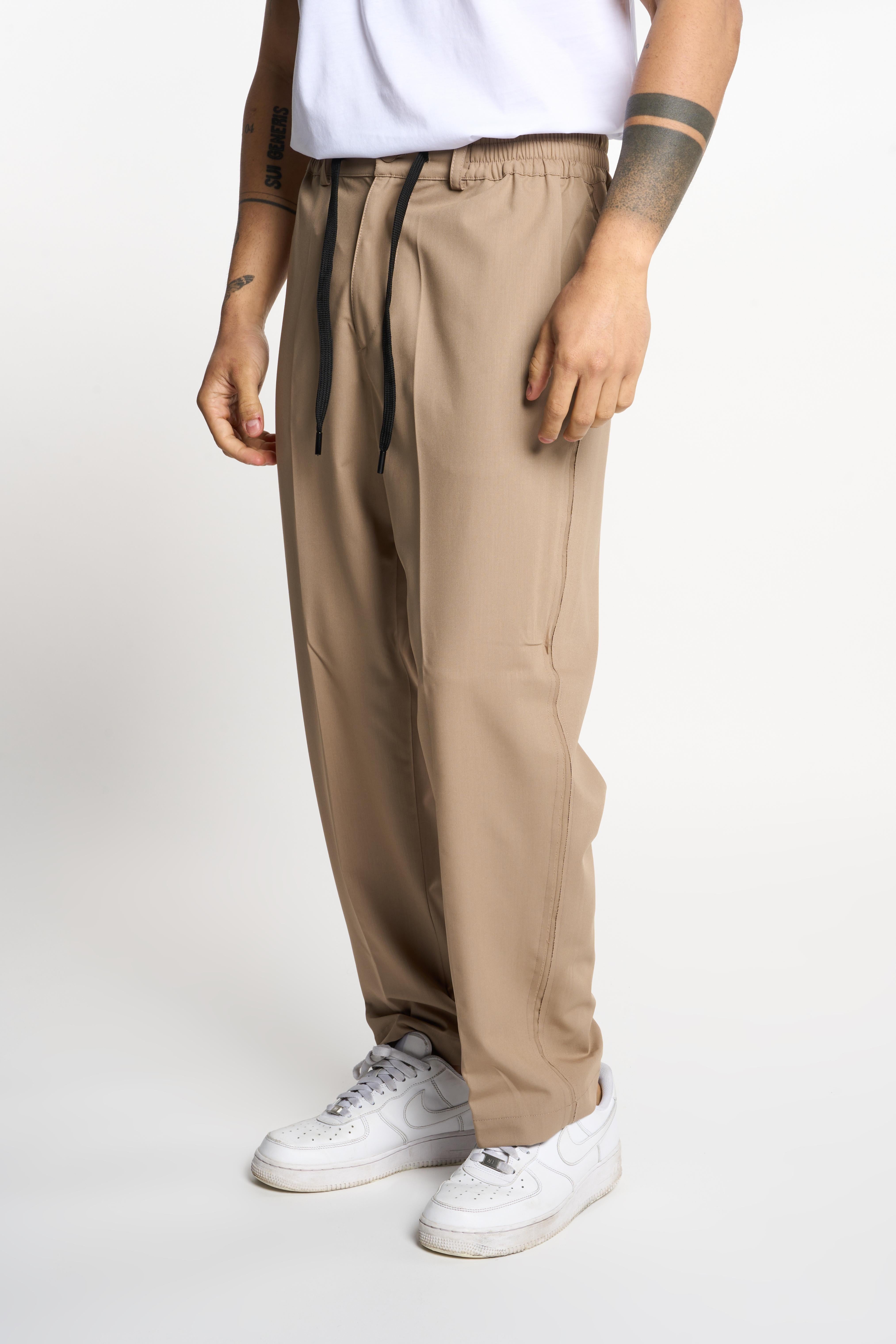 Gavroche pantaloni beige con scudetto