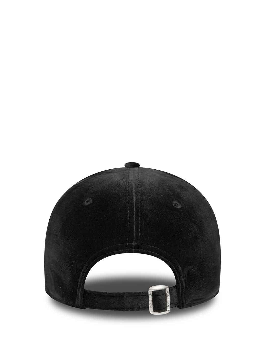 New Era 9Forty cappello nero in velluto