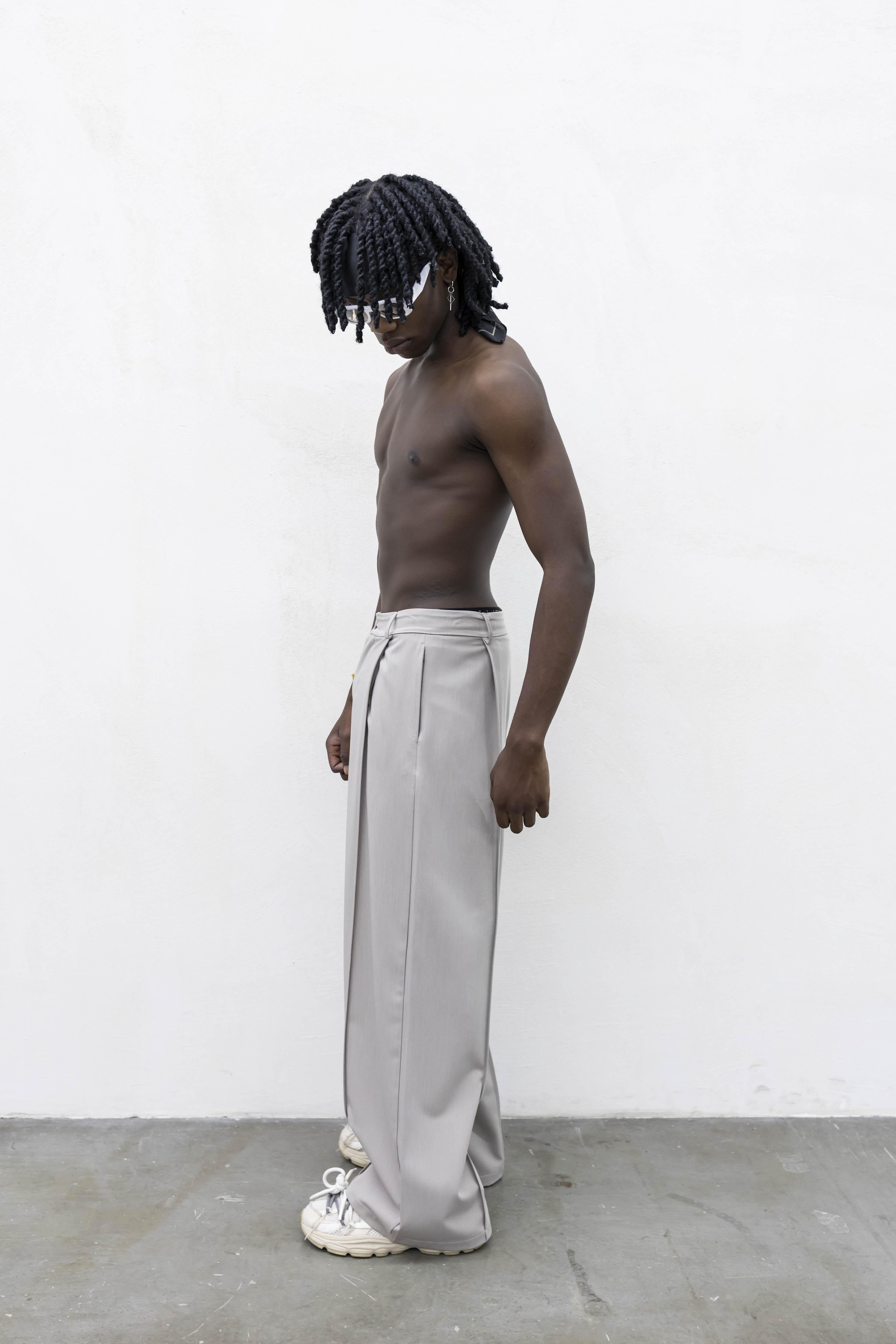 Present Day All Pinces pantaloni beige