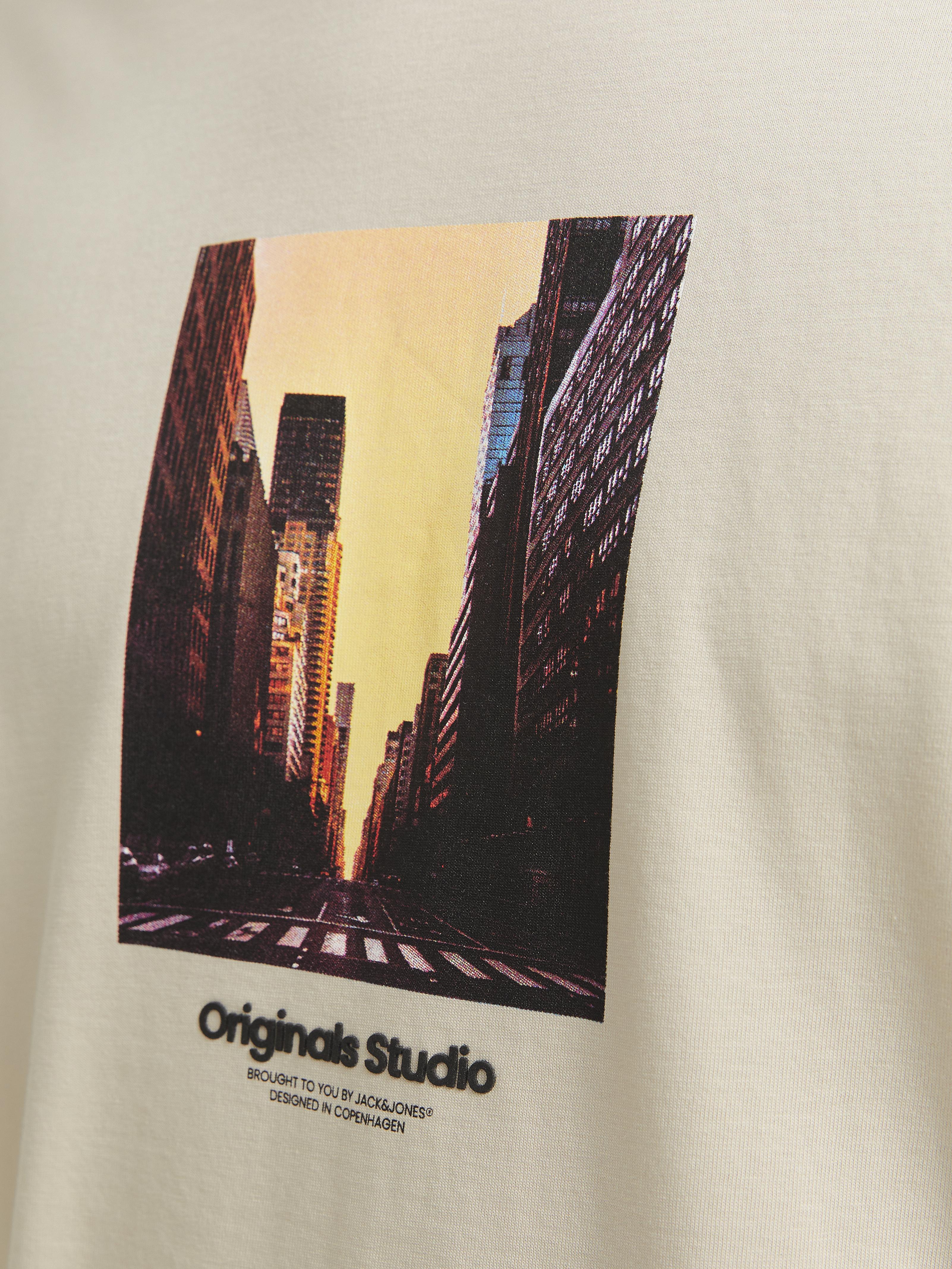 Jack & Jones t-shirt beige con grattacieli tramonto