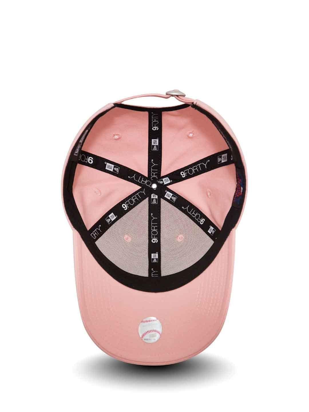 New Era 9Forty cappello rosa con logo bianco