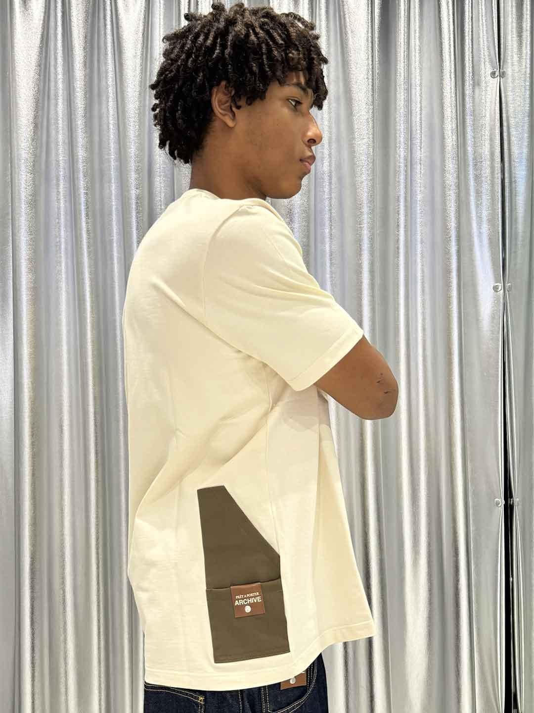 Pret a Porter t-shirt beige con taschino