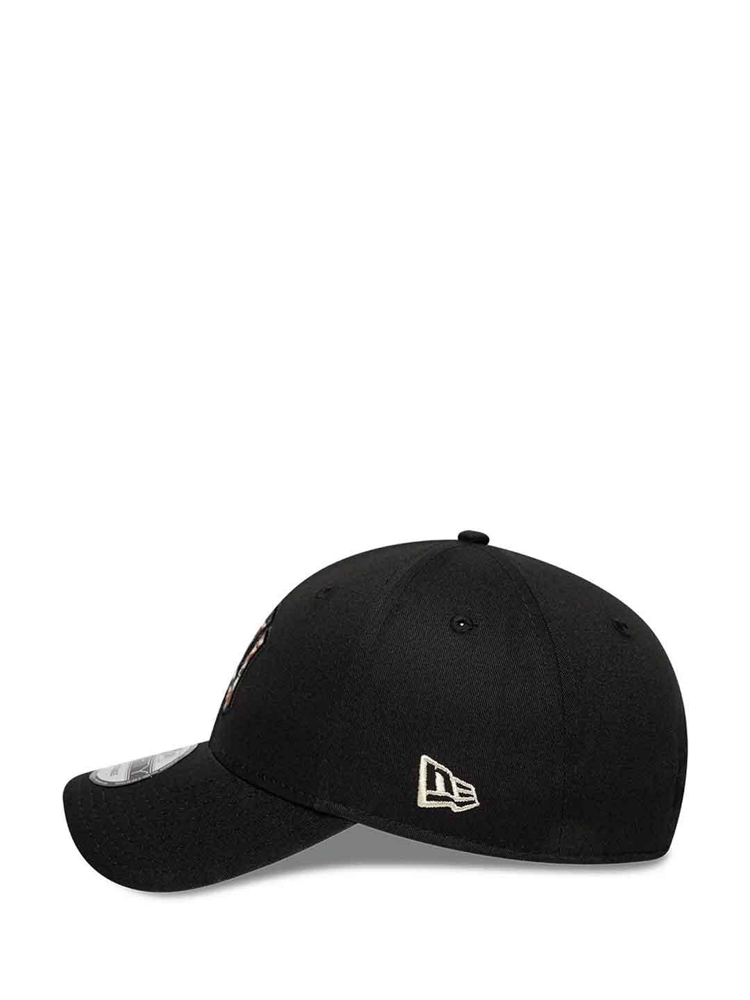New Era 9Forty cappello nero con logo mucca NY