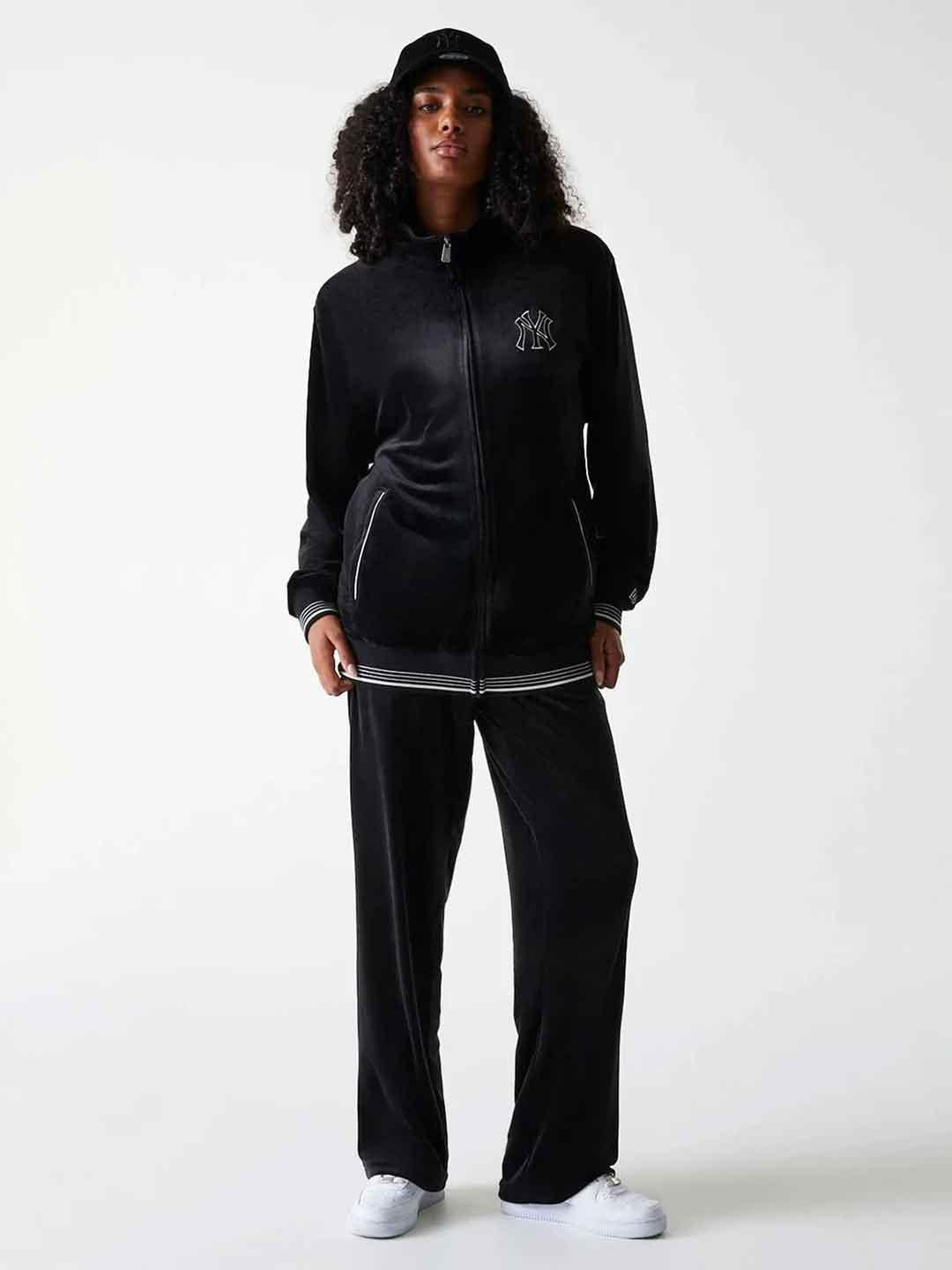 New Era pantalone nero in ciniglia