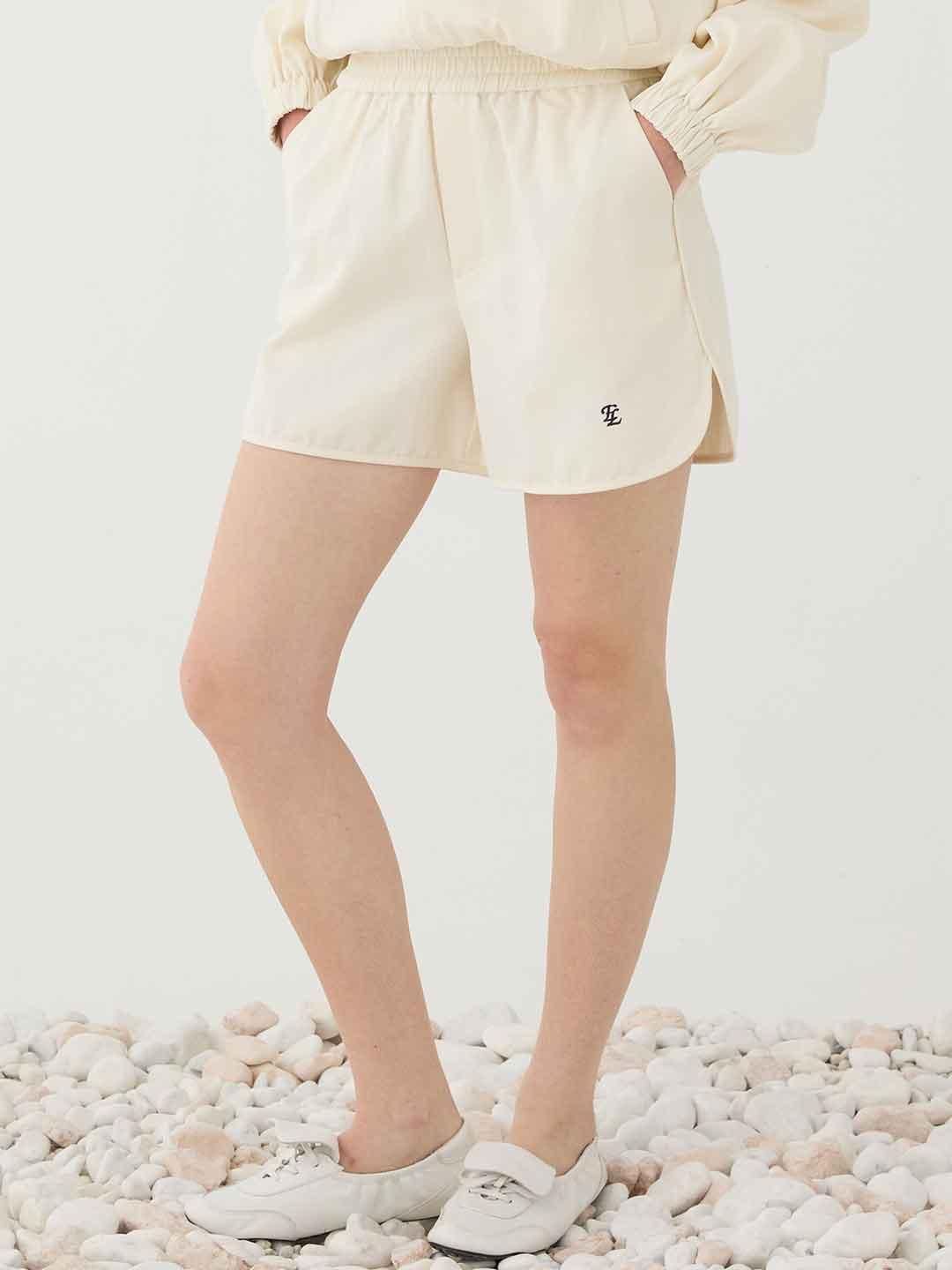 Eleh shorts panna con ricamo