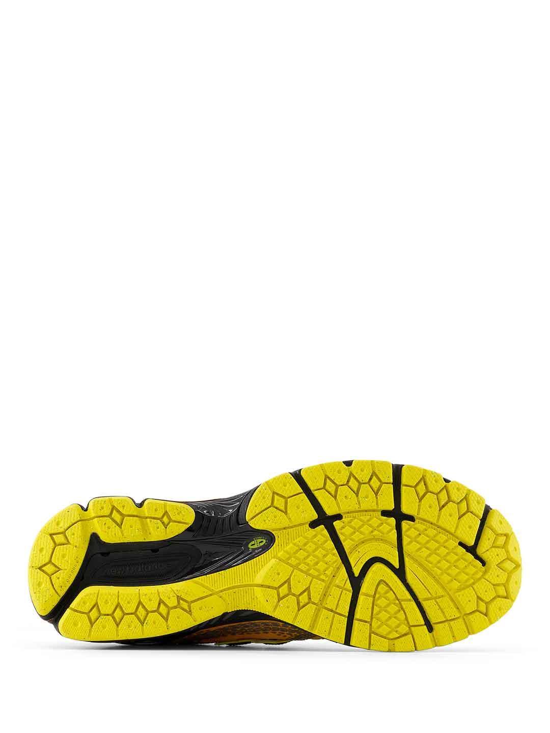 New Balance 1906 sneakers giallo