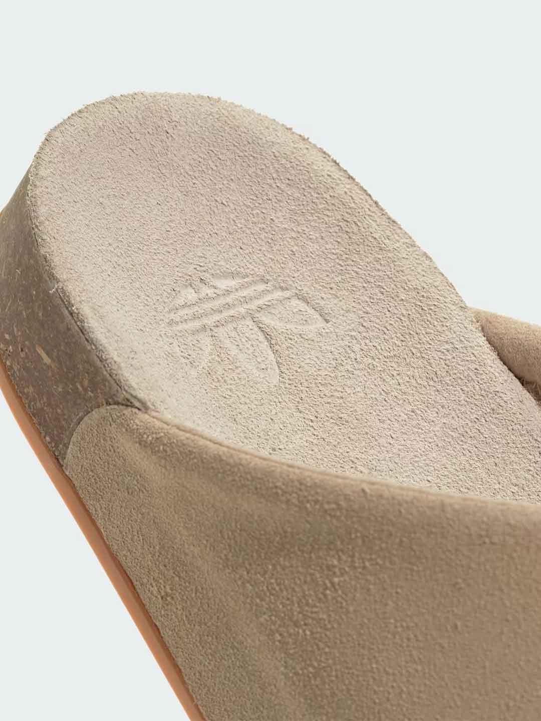 Adidas Adimule sabot beige con pelliccia interna
