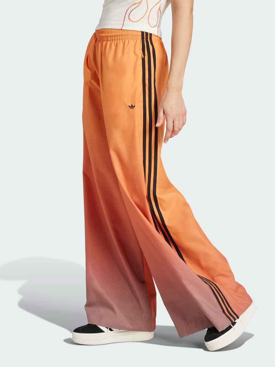 Adidas pantaloni arancio con sfumature over