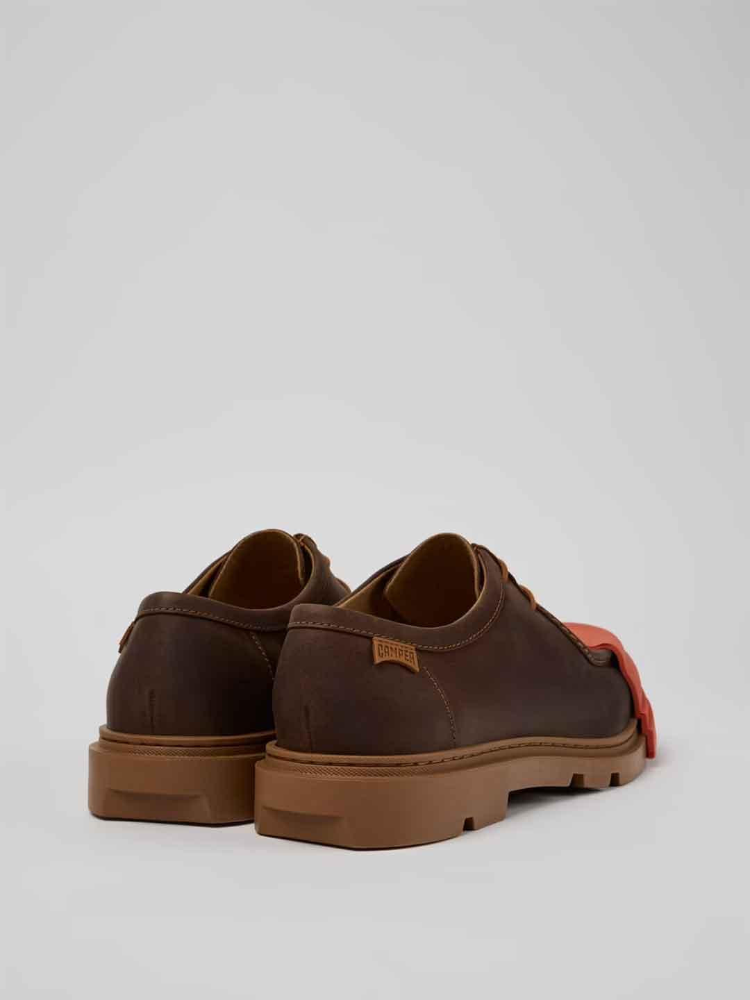 Camper Junction sneakers marrone con punta arancio