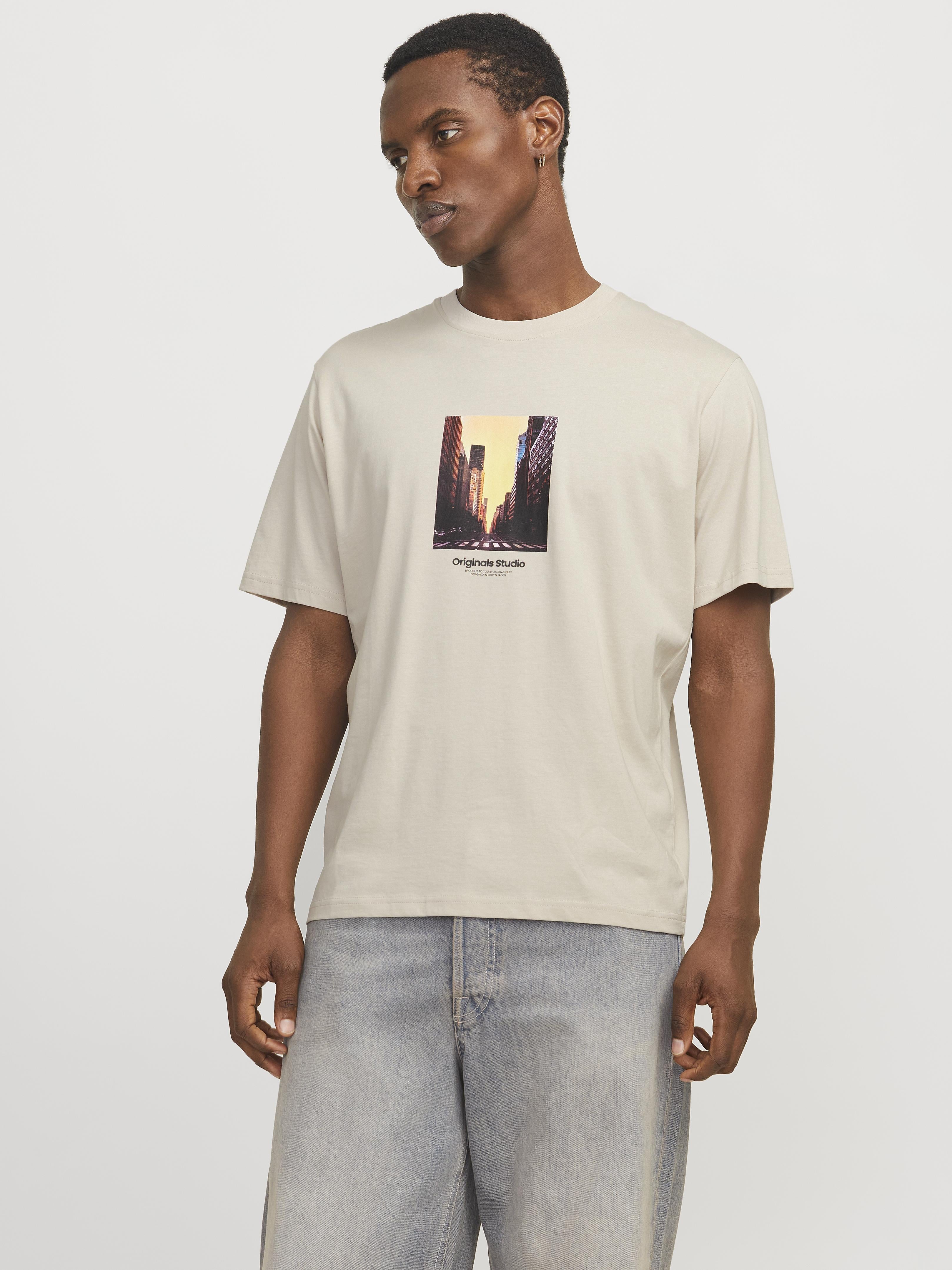 Jack & Jones t-shirt beige con grattacieli tramonto