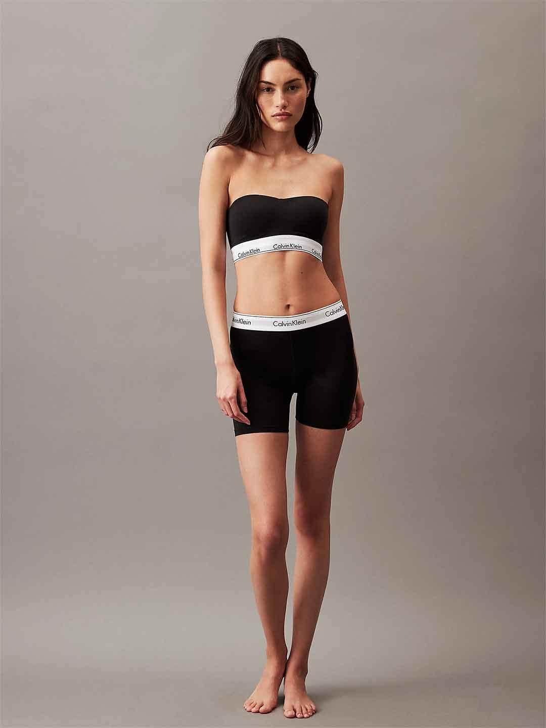 Calvin Klein top nero con coppe